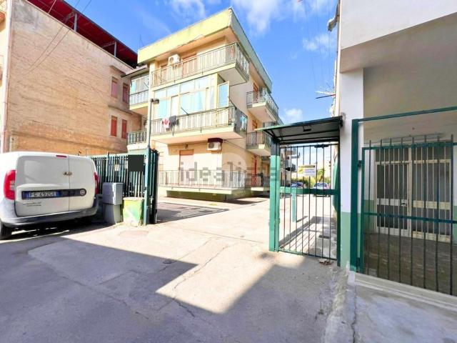 Appartamento in vendita di 103 m² in Via Giuseppe d&apos Alì, 3