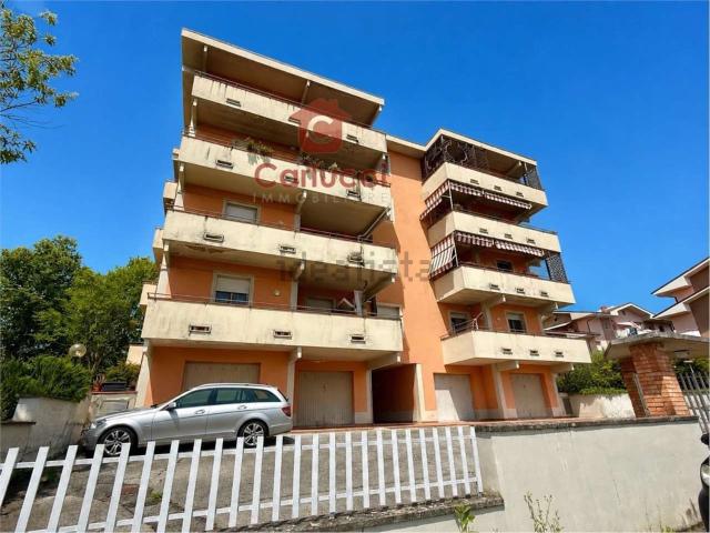 Appartamento in vendita di 103 m² in Via Giacomo Brodolini, 15