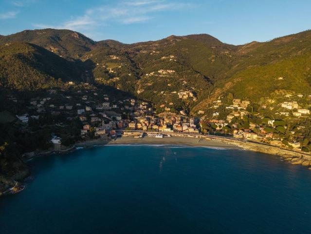Appartamento in vendita di 103 m² in Via Giacomo Matteotti, 3