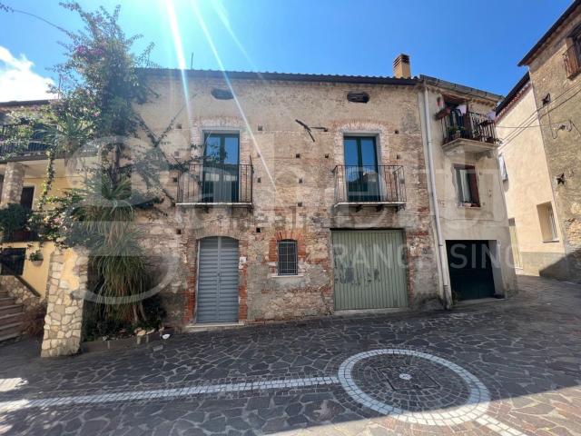 Appartamento in vendita di 103 m² in Via Del Popolo, 89