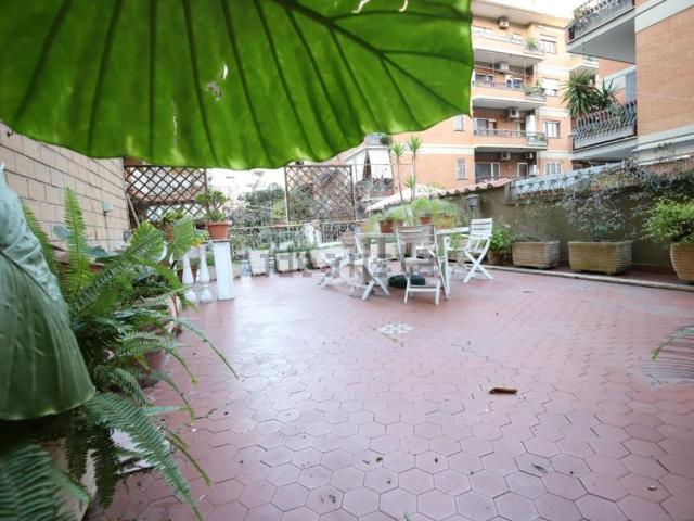 Appartamento in vendita di 103 m² in Via delle Baleari, 303