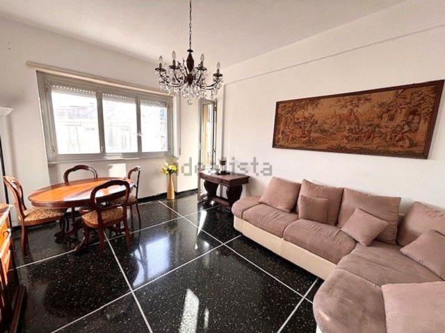 Appartamento in vendita di 103 m² in Via delle Ginestre