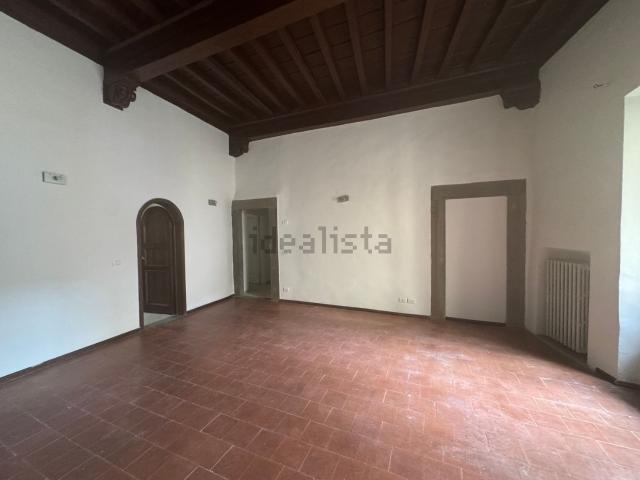 Appartamento in vendita di 103 m² in Via delle Pinzochere