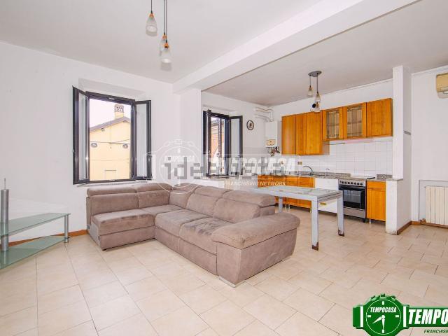 Appartamento in vendita di 103 m² in Via Desiderio Bosio
