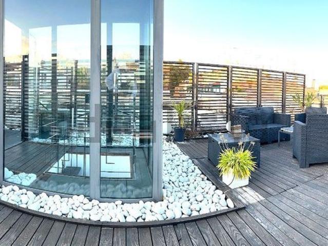 Appartamento in vendita di 103 m² in Via di San Francesco a Ripa, 99