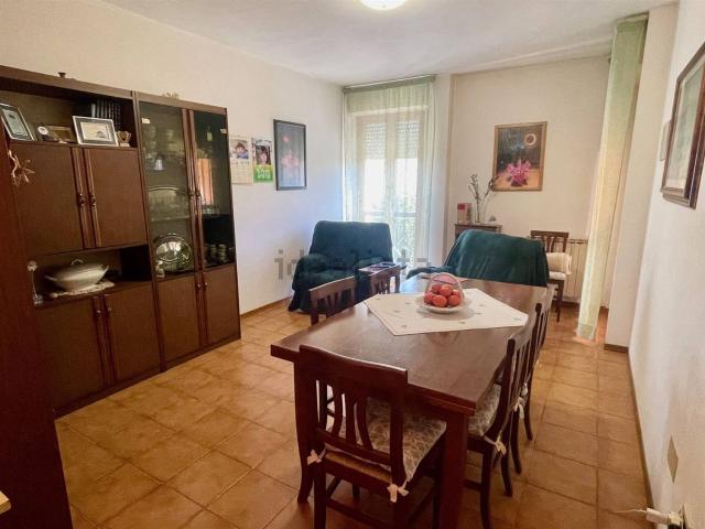 Appartamento in vendita di 103 m² in Via E. Pietrelli, 10
