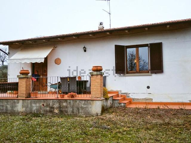 Appartamento in vendita di 103 m² in Via Fonte Badia