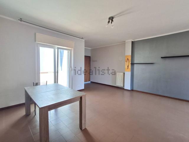 Appartamento in vendita di 103 m² in Via Federico Vittore Nardelli, 119