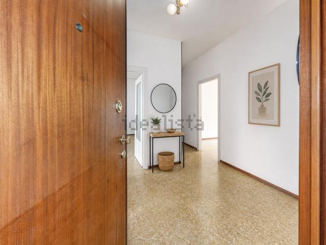 Appartamento in vendita di 103 m² in Via Filippo Tajani, 10