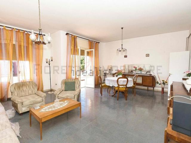 Appartamento in vendita di 103 m² in Via Francesco de Sanctis, 24