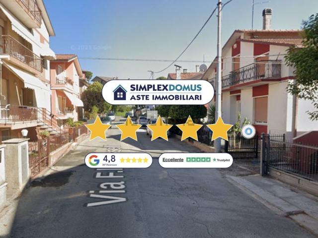 Appartamento in vendita di 103 m² in Via Fratelli Rosselli