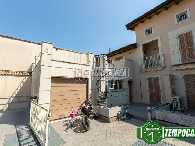 Appartamento in vendita di 103 m² in Via Madonna del Pozzo