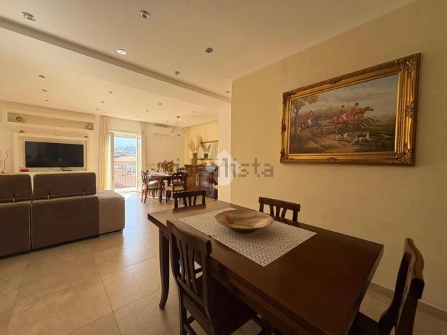 Appartamento in vendita di 103 m² in Via Samuele Tocci, 25