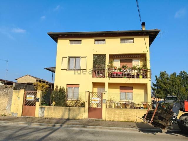 Appartamento in vendita di 103 m² in Via San Giovanni Bosco, 19