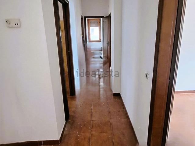 Appartamento in vendita di 103 m² in Via Pascoli, 21
