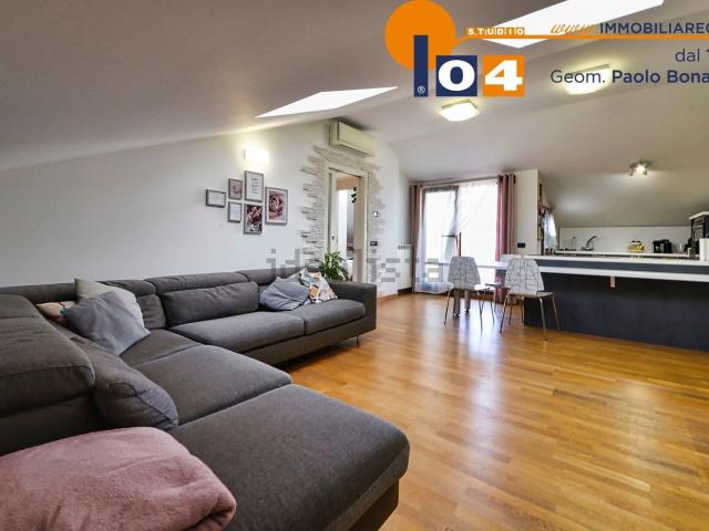 Appartamento in vendita di 103 m² in Via Ticino