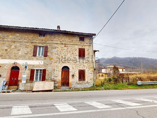 Appartamento in vendita di 103 m² in Via Val di Setta