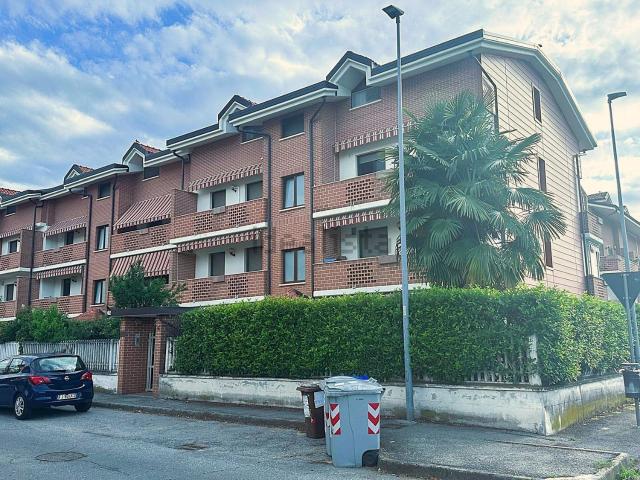 Appartamento in vendita di 103 m² in Via Vittime di Cernobyl, 6