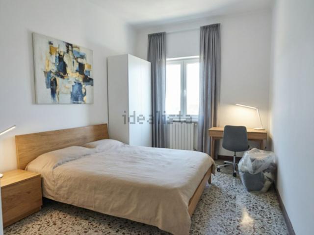 Appartamento in vendita di 103 m² in Viale Tunisi, 56