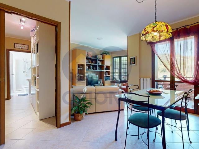 Appartamento in vendita di 103 m² in Viale dei Tigli, 11