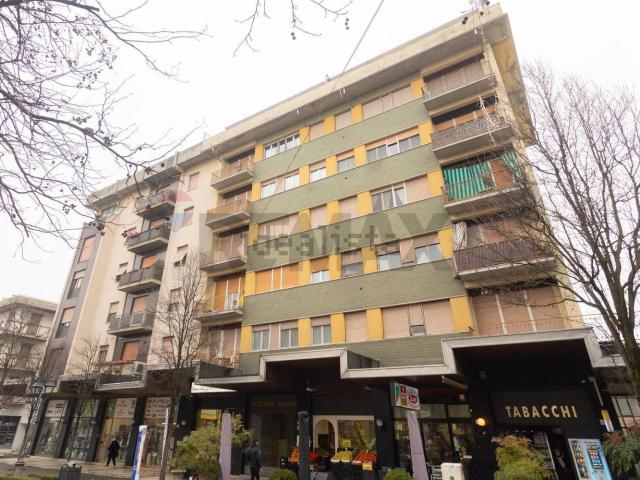 Appartamento in vendita di 103 m² in Viale Giacomo Matteotti, 24
