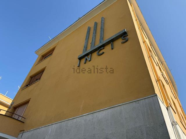 Appartamento in vendita di 103 m² in Viale Italia, 2