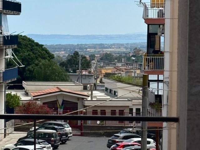 Appartamento in vendita di 103 m² in Viale Mario Rapisardi, 549