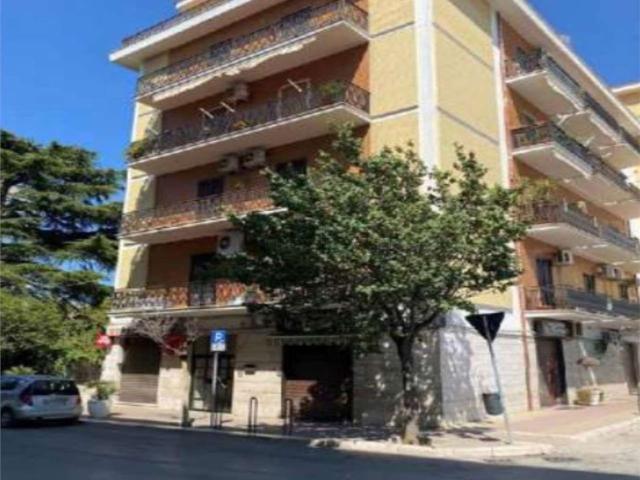 Appartamento in vendita di 103 m² in Viale Paolo Borsellino, 4