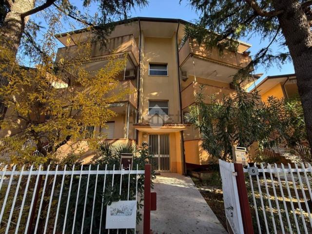 Appartamento in vendita di 103 m² in Viale Scrivia, 6