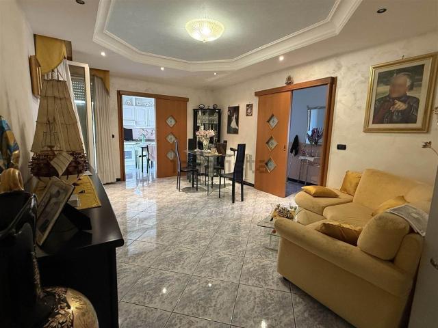 Appartamento in vendita di 103 m² in Viale Silvio Pellico, 6