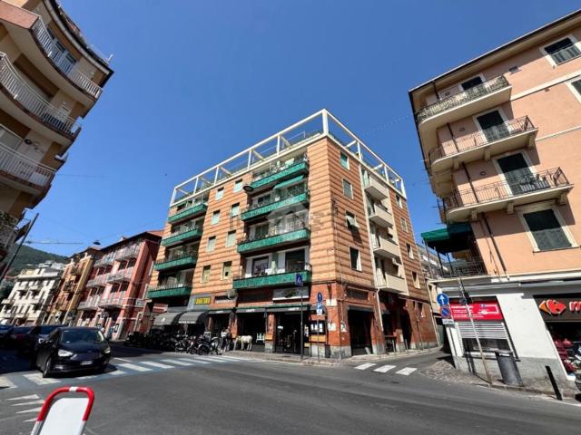 Appartamento in vendita di 103 m² in Vico della Chiusetta, 5