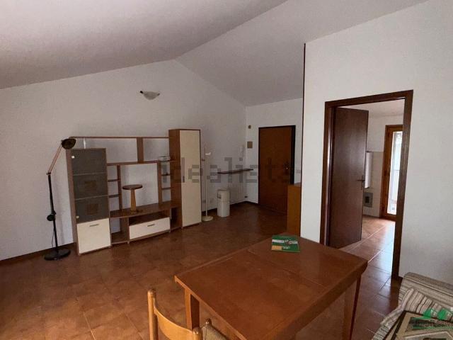 Appartamento in vendita di 103 m² in Piazza Lelio Basso, 11
