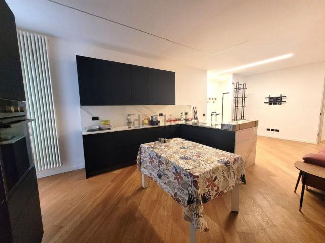 Appartamento in vendita di 103 m² in Corso Goffredo Mameli, 7