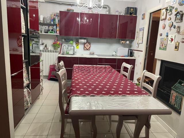 Appartamento in vendita di 104 m² in Via 8 Marzo