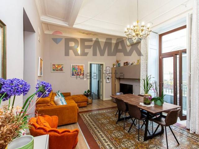 Appartamento in vendita di 104 m² in Via Colajanni Napoleone, 69