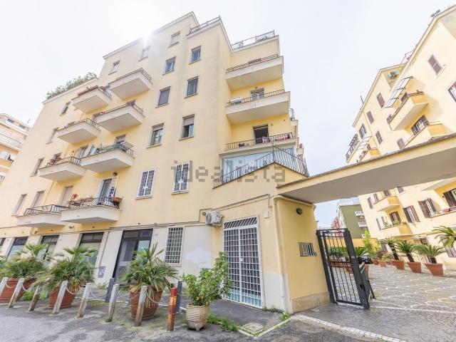 Appartamento in vendita di 104 m² in Via Cosimo Giustini
