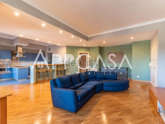Appartamento in vendita di 104 m² in Via Costantiniana, 8