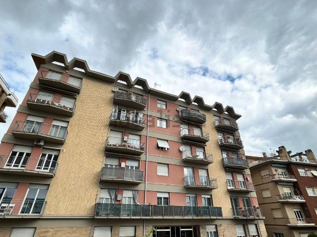 Appartamento in vendita di 104 m² in Via Circonvallazione