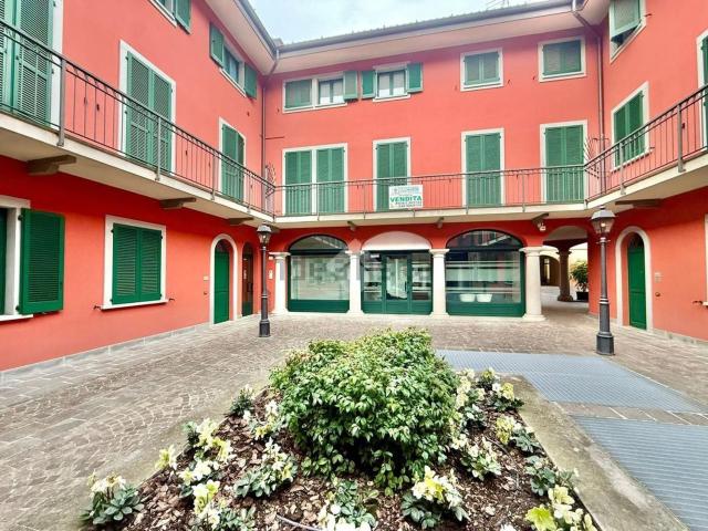 Appartamento in vendita di 104 m² in Via Andrea Verga