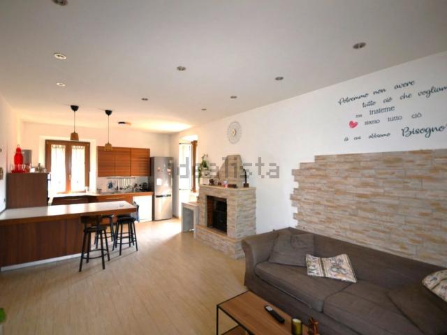 Appartamento in vendita di 104 m² in Via Abruzzo