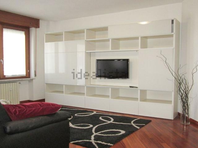 Appartamento in vendita di 104 m² in Via Alcuino