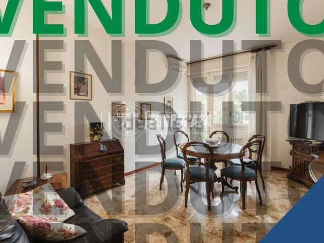 Appartamento in vendita di 104 m² in Via G. Bentivogli, 32