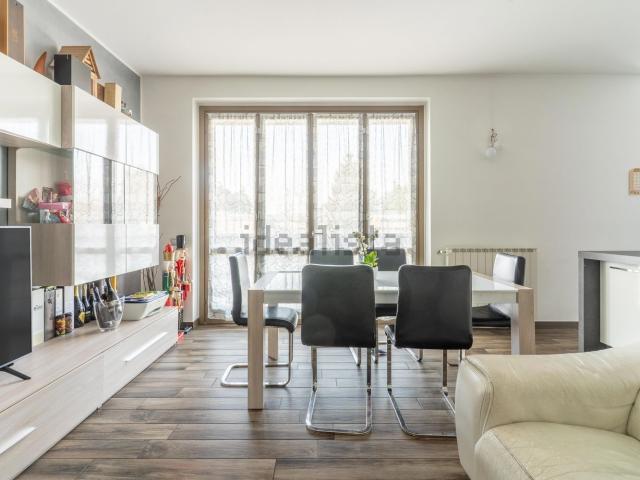 Appartamento in vendita di 104 m² in Via G. Deledda, 1