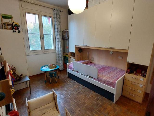 Appartamento in vendita di 104 m² in Via Gaspare Bartolini