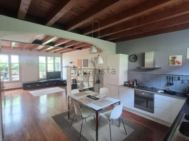 Appartamento in vendita di 104 m² in Via Giuseppe Candiani