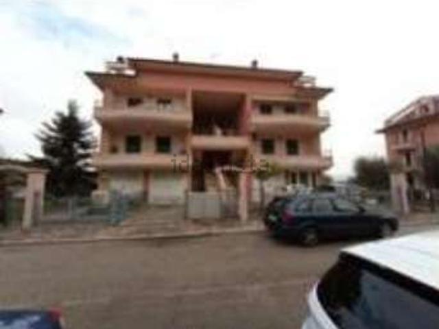 Appartamento in vendita di 104 m² in Via Giacomo Matteotti, 7