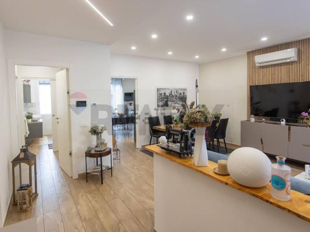 Appartamento in vendita di 104 m² in Via Giovanni Pascoli, 55