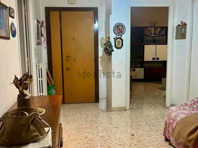 Appartamento in vendita di 104 m² in Via Gregorio XI