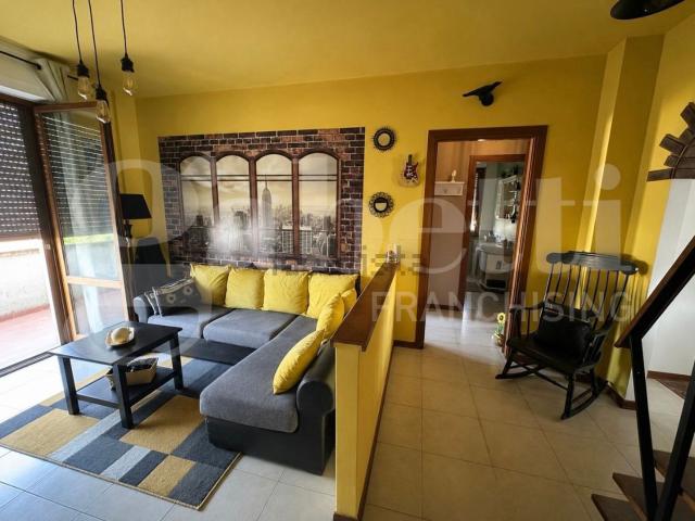 Appartamento in vendita di 104 m² in Via Don Luigi Sturzo