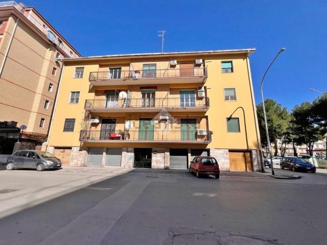 Appartamento in vendita di 104 m² in Via Don Luigi Sturzo, 33